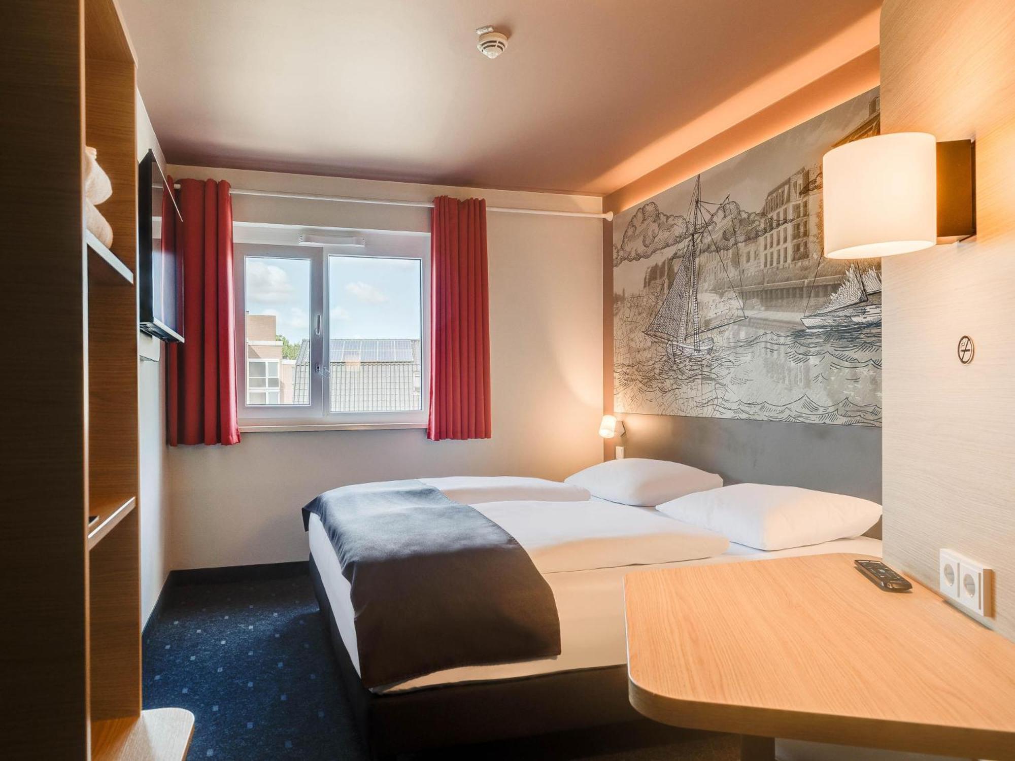 B&B Hotel Oldenburg Exteriör bild